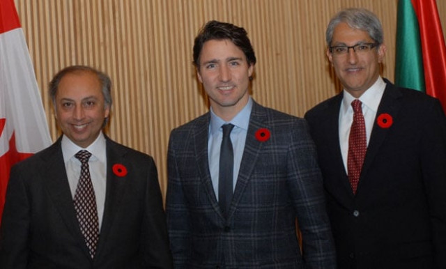 prime minister justin trudeau with akdn representative dr mahmoud eboo and ismaili council president malik talib at the delegation of the ismaili imamat in ottawa photo akdn prime minister justin trudeau with akdn representative dr mahmoud eboo and ismaili council president malik talib at the delegation of the ismaili imamat in ottawa photo akdn