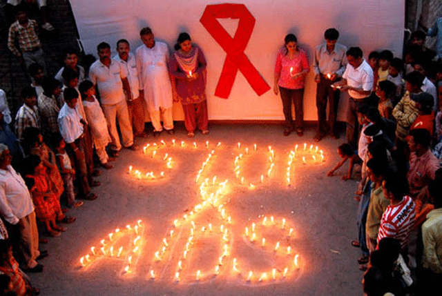 india provides free condoms under its aids prevention programme that targets high risk groups like sex workers photo factsaboutindia
