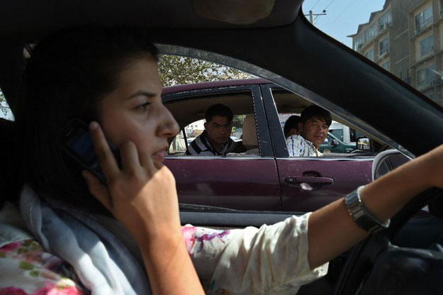 Photo of Afghan women defend right to drive as Taliban curb licences