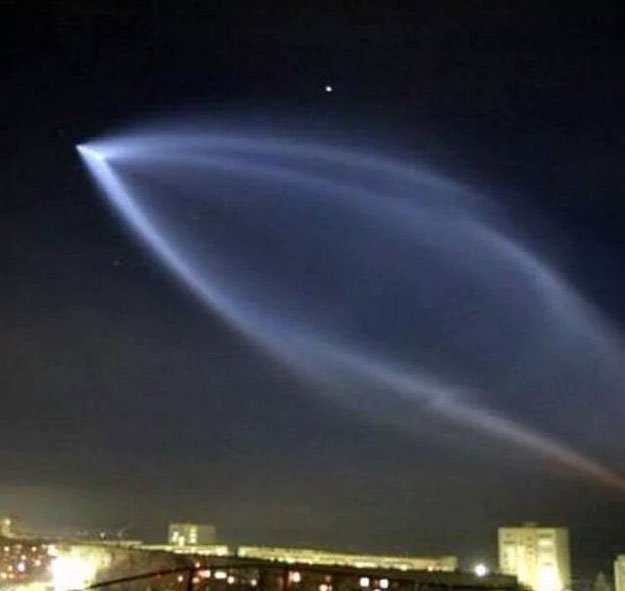 California missile test sparks frenzy as residents suspect 'UFO' sighting