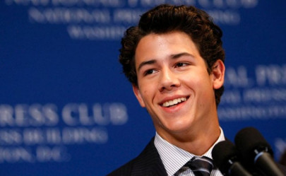 nick jonas and his diabetes woes