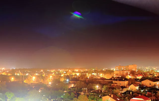 social media lit up with reports of streaking lights across the skies from california to arizona photo venturebeat social media lit up with reports of streaking lights across the skies from california to arizona photo venturebeat