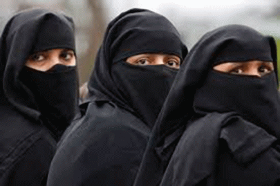 three men receive lashes jail sentence for harassing saudi women in public three men receive lashes jail sentence for harassing saudi women in public