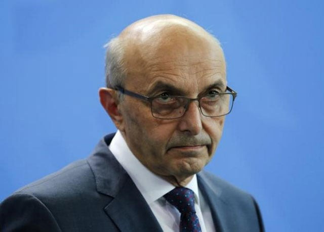 kosovo 039 s prime minister isa mustafa attends news conference at the chancellery in berlin germany june 30 2015 photo reuters