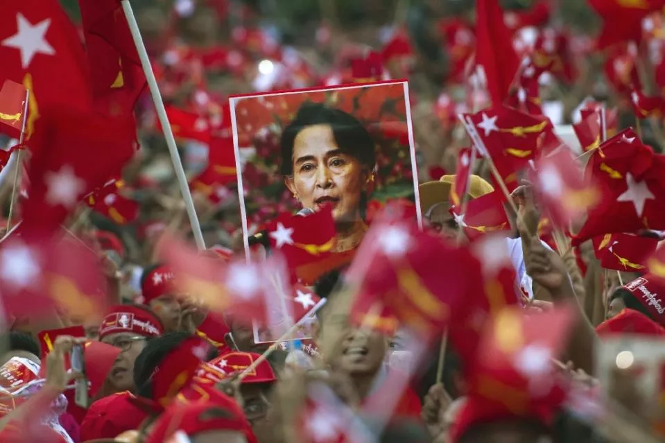 power beckons for aung san suu kyi 039 s pro democracy movement as it continues to grab parliamentary seats previously held by the ruling party in army dominated myanmar photo afp power beckons for aung san suu kyi 039 s pro democracy movement as it continues to grab parliamentary seats previously held by the ruling party in army dominated myanmar photo afp