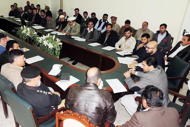 deputy commissioner capt r khalid mehmood chairing a meeting photo online deputy commissioner capt r khalid mehmood chairing a meeting photo online