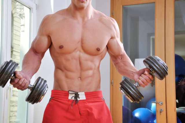 eating salads all day won t make you gain muscle photo muscleandfitness com eating salads all day won t make you gain muscle photo muscleandfitness com