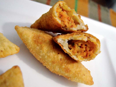 recipe triangular chicken puff pastry recipe triangular chicken puff pastry