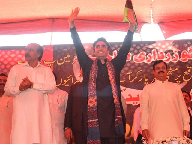 bilawal bhutto zardari celebrated diwali in mithi on thursday at a rally that attracted around 10 000 ppp supporters photo sajid bajeer express bilawal bhutto zardari celebrated diwali in mithi on thursday at a rally that attracted around 10 000 ppp supporters photo sajid bajeer express
