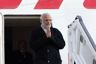 modi to address huge london rally lunch with queen modi to address huge london rally lunch with queen