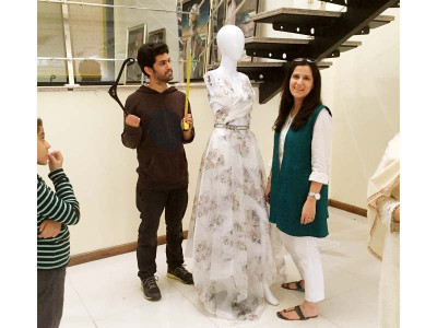 fashion takes after art