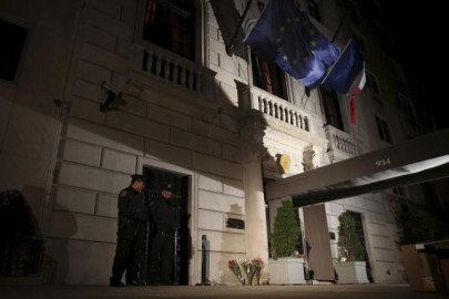 new york other us cities beef up security after paris attacks new york other us cities beef up security after paris attacks