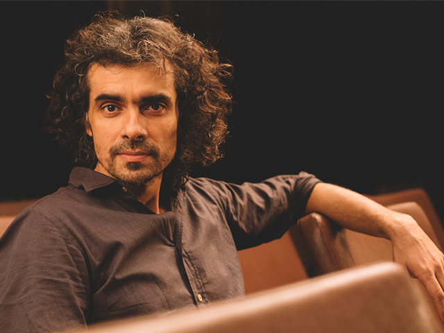 director imtiaz ali moots upcoming film 039 tamasha 039 love for pakistani food faiz ahmed faiz photo publicity