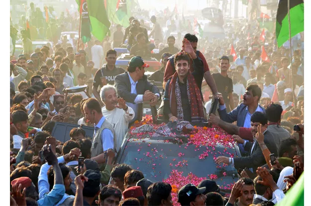 pakistan peoples party ppp chairperson bilawal bhutto zardari waving hands to party workers photo inp pakistan peoples party ppp chairperson bilawal bhutto zardari waving hands to party workers photo inp