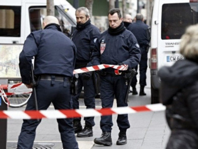 global arrest warrant for brother tied to paris attacks