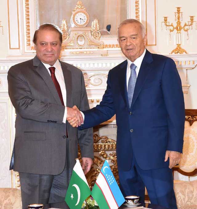 prime minister nawaz sharif shaking hands with uzbek president islam karimov on novvember 17 2015 photo pid