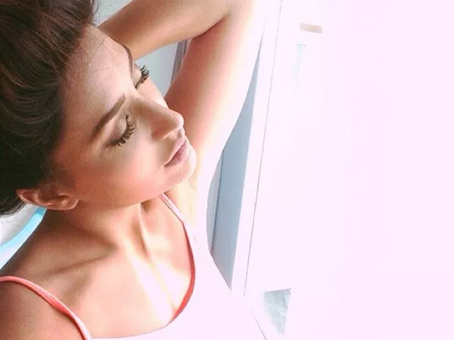 if you think sleeping till late helps recover sleep you missed out on you 039 re wrong photo mehwishhayat instagram if you think sleeping till late helps recover sleep you missed out on you 039 re wrong photo mehwishhayat instagram