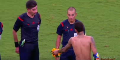 video referee refuses to take shirt from neymar video referee refuses to take shirt from neymar