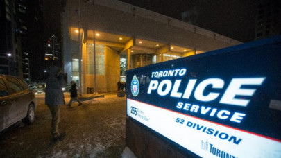 muslim woman assaulted called terrorist in toronto