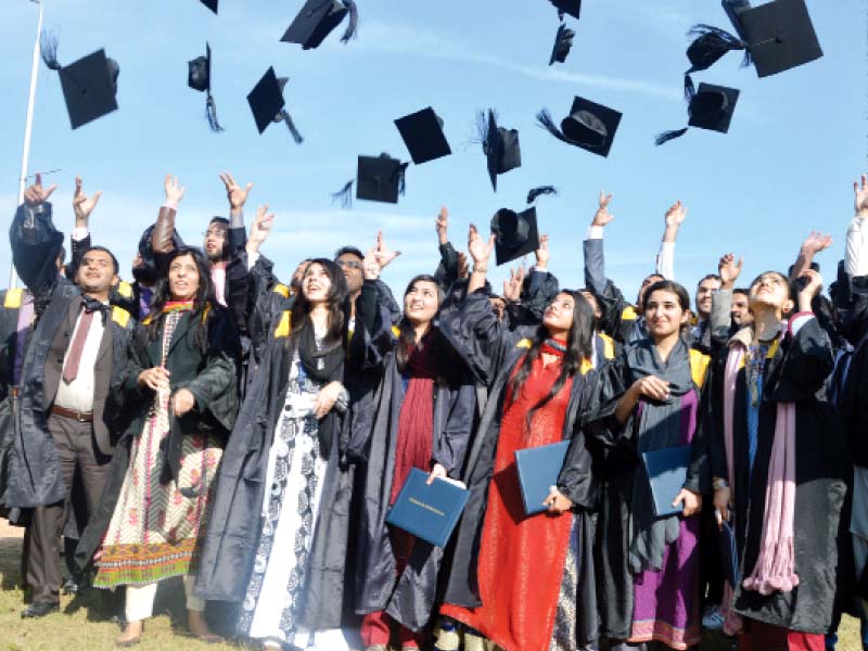 more than 634 students were awarded for completing their bachelor s master s and phd degrees in various disciplines photo mudassar raja express