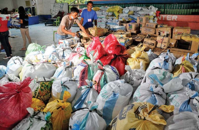 a helping hand pti distributes relief goods in lower dir a helping hand pti distributes relief goods in lower dir