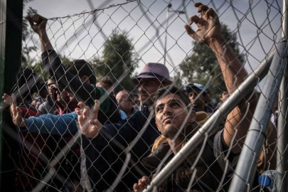serbia shuts borders for pakistani migrants