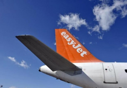 two arrested in britain after bomb scare prompts easyjet plane evacuation