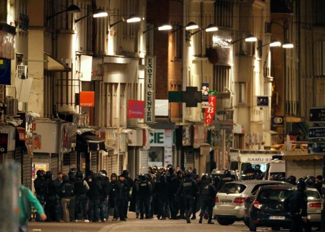 french special police forces secure the area as shots are exchanged in saint denis france near paris november 18 2015 photo reuters