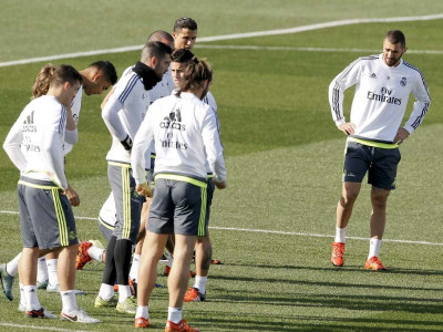 el clasico full squad available to benitez ahead of home game el clasico full squad available to benitez ahead of home game