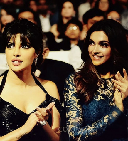 deepika and priyanka 039 s chemistry is visible in the song 039 pinga 039 photo colors deepika and priyanka 039 s chemistry is visible in the song 039 pinga 039 photo colors