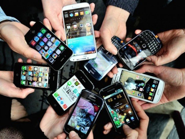 pta projections say overall smart devices will comprise 55 of total mobile phone imports by end of fy18 photo afp