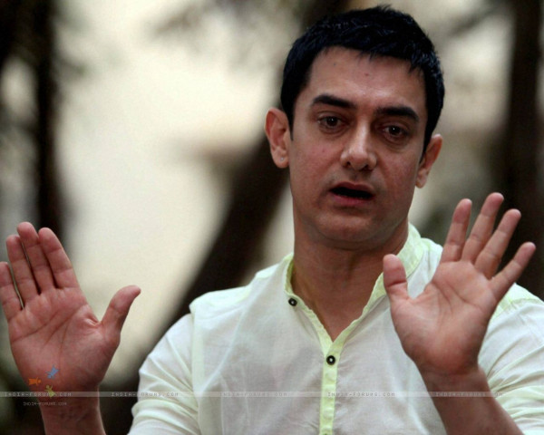 wife suggested we leave india aamir khan wife suggested we leave india aamir khan