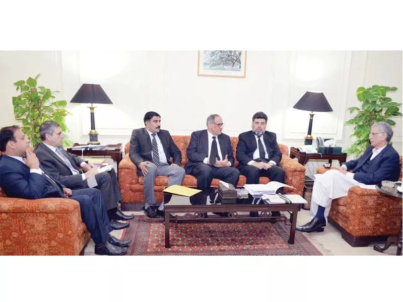 chief minister pervez khattak chairing a meeting photo online chief minister pervez khattak chairing a meeting photo online