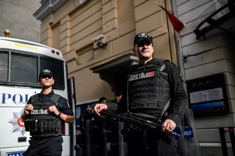 turkish riot police stand guard in front of the russian consulate in istanbul during a demonstration against russia 039 s policies towards syria on november 24 2015 photo afp turkish riot police stand guard in front of the russian consulate in istanbul during a demonstration against russia 039 s policies towards syria on november 24 2015 photo afp