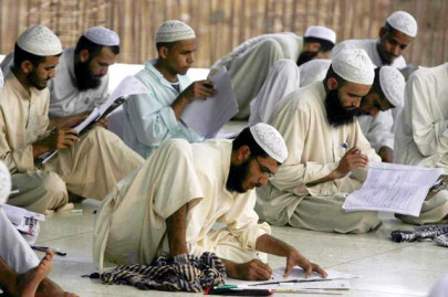 our poisoned education shia clothes and sunni textbooks our poisoned education shia clothes and sunni textbooks