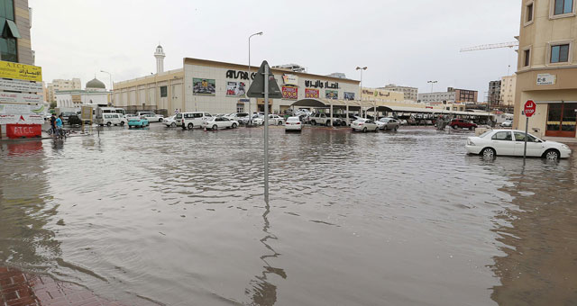 a view of a flooded street in the qatari capital doha following heavy rainfall on november 25 2015 photo afp