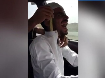saudi man puts deadly cobra inside friend s shirt as he is driving saudi man puts deadly cobra inside friend s shirt as he is driving