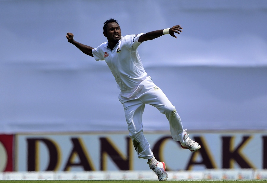 mohammad shahid was the pick of the bowlers for the super stars as he claimed four wickets while giving away just 12 runs in his four overs photo afp