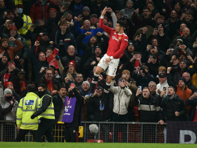 ronaldo s 800th career goal begins man utd revival ronaldo s 800th career goal begins man utd revival