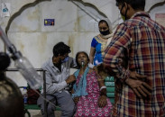 a sikh temple aids india s covid patients battling for breath