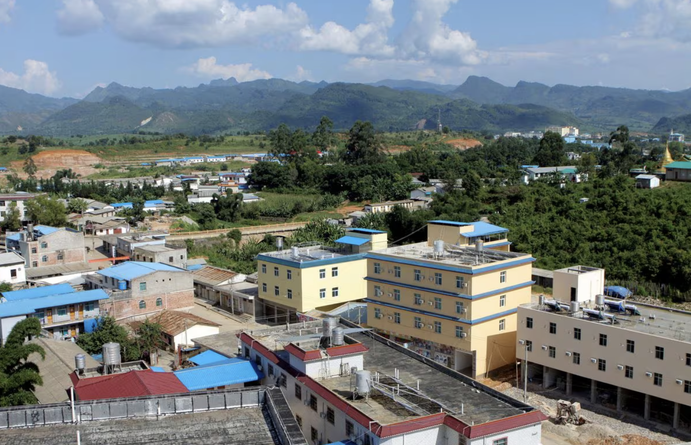 a general view shows laukkai the capital of myanmar s kokang region september 8 2009 reuters