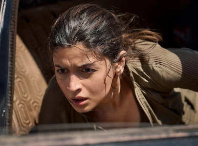 the only red flag in heart of stone alia bhatt s hollywood debut leaves fans unimpressed the only red flag in heart of stone alia bhatt s hollywood debut leaves fans unimpressed