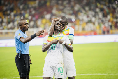 mane snatches dramatic victory for senegal