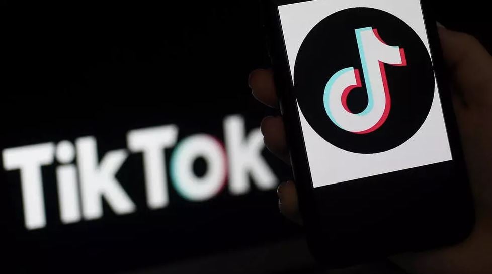 یورپی یونین کے اداروں نے کام کے آلات پر TikTok پر پابندی لگا دی |  ایکسپریس ٹریبیون