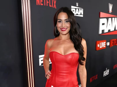 nikki bella in talks for wwe return after surprise appearance at wwe raw premiere