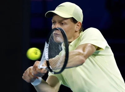 world s no 1 jannik sinner defeats ben shelton to reach back to back australian open finals