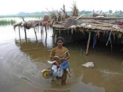 floods and selective silence in the blogosphere