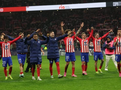 atletico stun real madrid 4 2 barca scrape to win atletico stun real madrid 4 2 barca scrape to win