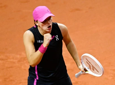 swiatek s perfect 10 in stuttgart