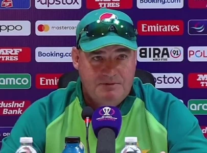 mickey arthur warns against unfair witch hunt on babar azam co